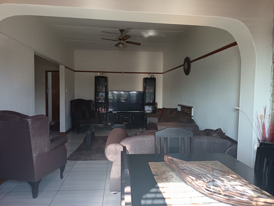 4 Bedroom Property for Sale in Algoa Park Eastern Cape